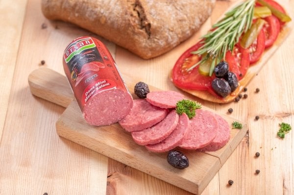 Dana Mi̇ni̇ Macar Salam 250 Gr X 5 Adet